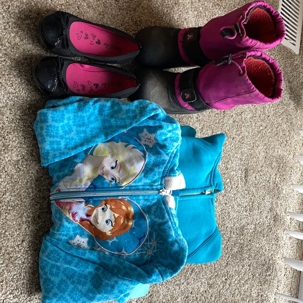 Girls winter boots, hoodies and nice flat shoes